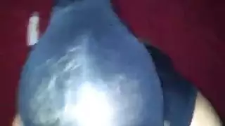 أمي التركية تمتص الديك الشباب