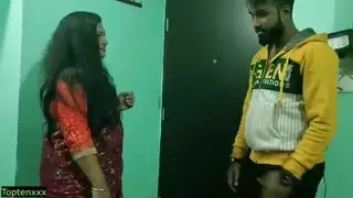 زوجة الديوث الجميلة اشتعلت سخيف على السرير! الجنس الواقع