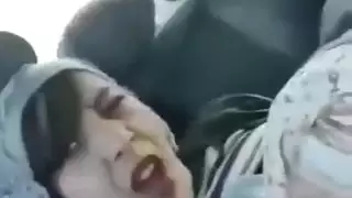 قحبة جزائرية تصور نفسها تتناك من