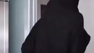 العربية كبيرة الثدي وقحة