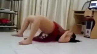 الممثلة السورية لونا الحسن في فيديوهات السكس المسربة لها الج