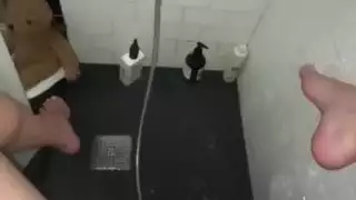 مع الجسم المثالي يستمني لها ضيق في سن المراهقة كس من قبل دش التحقق من الهواةلوس أنجلوس الولايات المتحدة الأمريكية