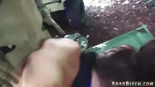 العربية خادمة اللعنة المنزل بعيدا عن المنزل بعيدا عن المنزل