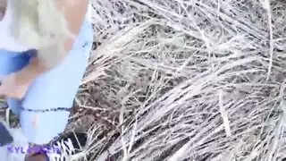 كايلا سوزين خارج اللسان