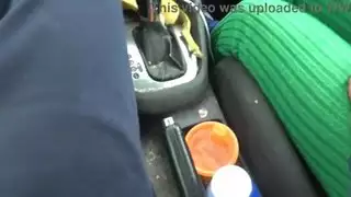 زوجة الأب الهواة التركية يعطي ربيب العذراء