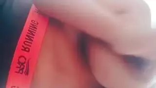 بزازلي مقيمين على زب راني شاعلة مشهية لي يحويني من بزازلي احح و يفيض حليبو عليا