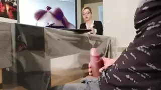 أسحب ديكي أمام السكرتير إنها تفاجئني عندما أتعرض ل