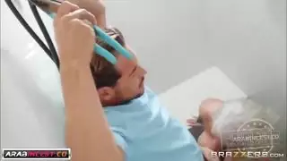 سكس مترجم حلب قضيب السباك المتدرب