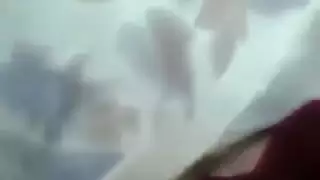 فتاة عربية محجبة تمتص الديك