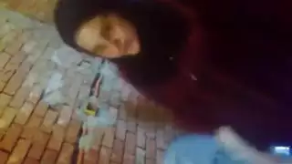 لعيون نسوانجى وواد ابن حرام ماسك خطيبته تفريش وتسخين فاجر