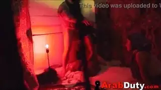 جنود يصورون أنفسهم سخيف العاهرات العرب