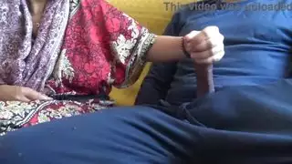 جبهة مورو الكردية من تركيا تمتص ديكي الأسود الكبير خلال استراحة الغداء لدينا