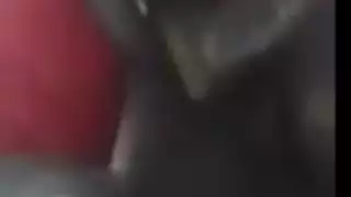 حسرى النياكه وصلت الاتوبيس الواد عمال يدقر فى اليت ولا هامه حاجه