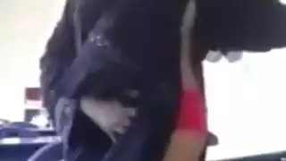 اللبوه ترفع هدومها وتلعب فى نفسها وتنزل السبعه ونص