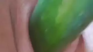 الهواة يستمني وينتهي في بخ