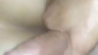 صديقي ينيك& كسها وطيزها وفرجني على الفيديو